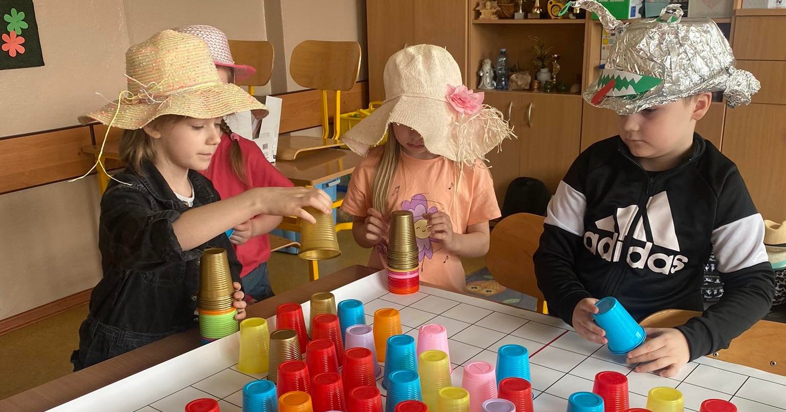 Dzień kapelusza w SP3 [ZDJĘCIA]