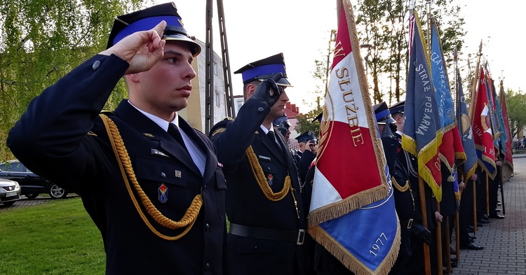 Miejsko-Gminne obchody Dnia Strażaka w Gostyninie [ZDJĘCIA]