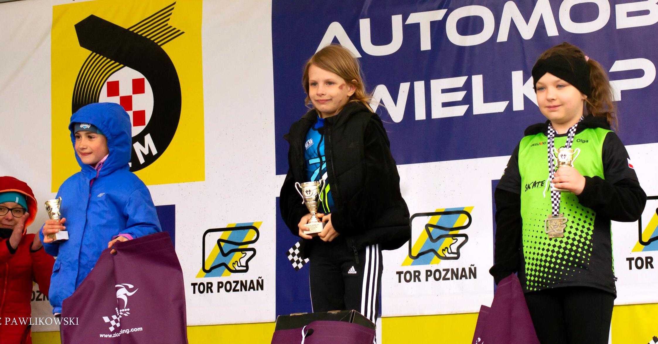 Iwańska, Sarzała, Grzelecka, Sobiecka wygrywają „Wrotkarską Majówkę” na poznańskim torze [ZDJĘCIA]