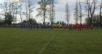 świętowanie Awansu Odłożone W C...