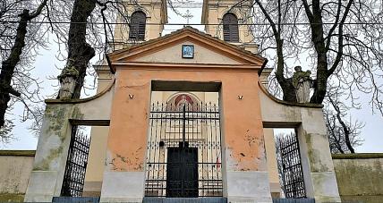 Parafia W Suserzu Ze Wsparciem...