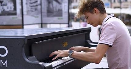 Na Starym Rynku W Płocku ...