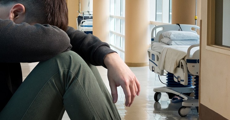 Psychiatria dzieci i młodzieży na poważnym zakręcie. Na przyjęcie na oddział trzeba czekać nawet ponad dwa lata [RAPORT]