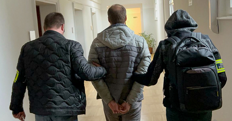 Operacja CARLOS – kolejne uderzenie CBZC w przestępczość o podłożu pedofilskim [ZDJĘCIA]