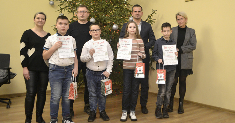 Laureaci konkursu  na "Najładniejszą Kartkę Świąteczną" nagrodzeni [ZDJĘCIA+WYNIKI]