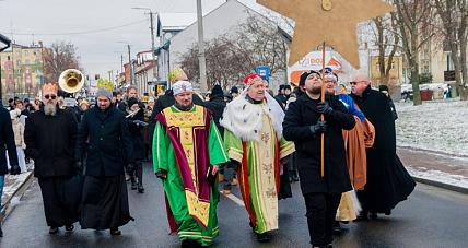 "w Jasełkach Leży." Orszak T...