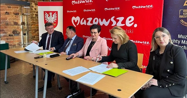 15 mln zł na profesjonalną opiekę nad dziećmi pozostawionymi bez rodzin