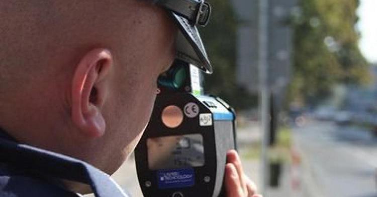 Chciał osuszyć auto, stracił prawo jazdy