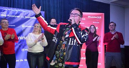 Niesamowity Występ Piotra ...