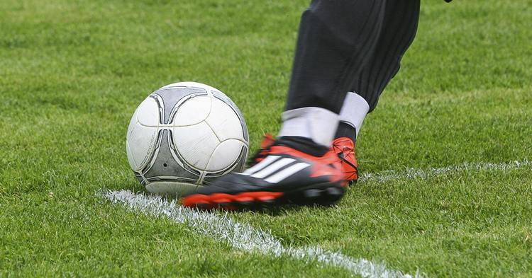 Mazur powraca z V Ligą na Sportową
