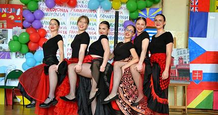 Moulin Rouge Na Szkolnej Scenie....