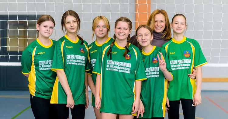 Dziewczęta ze Szczawina i chłopcy z Pacyny wygrywają siatkarskie Mistrzostwa Powiatu [ZDJĘCIA+WYNIKI]