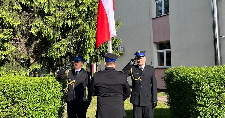 Dzień Flagi Rzeczypospolitej Polskiej u gostynińskich strażaków [ZDJĘCIA]