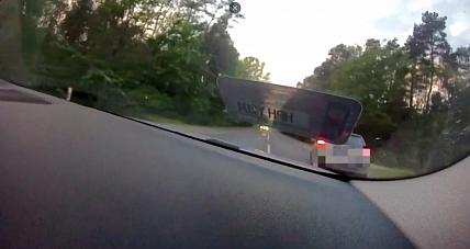 Nie Zatrzymał Się Do Policyjnej K...