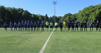 Czarne Koszule Zbyt Mocne...