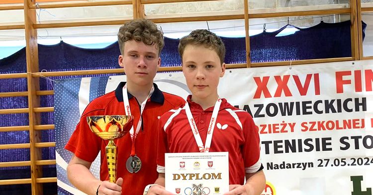 Gostynińscy tenisiści z medalami mistrzostw wojewódzkich [ZDJĘCIA]