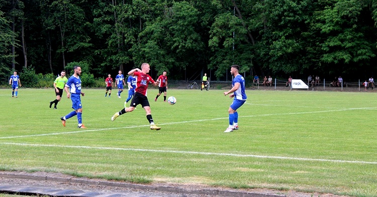 Ważne zwycięstwo Mazura [ZDJĘCIA+VIDEO]