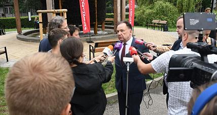 Rzadziej Chorujemy I Umieramy...