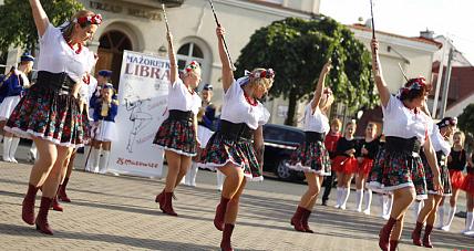 Gostynin Zatańczył Z Mażoretkami [z...