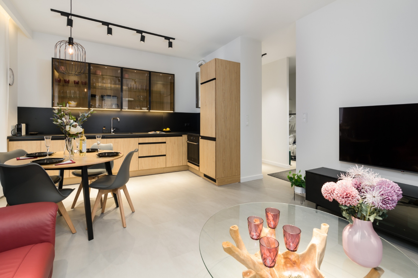 Wynajem apartamentów w Poznaniu. Czy luksusowe opcje dla wymagających muszą być drogie?