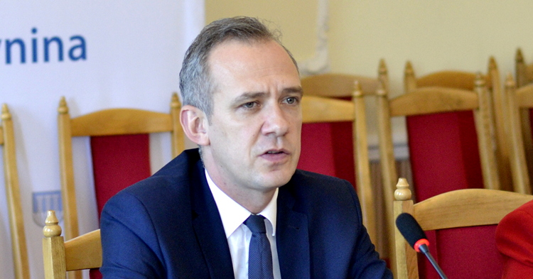 Blisko 60 tys. zł na pożegnanie. Takim wynagrodzeniem Paweł Kalinowski zakończył urzędowanie