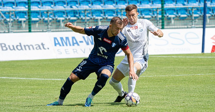 Kotwica wyhamowała Wisłę