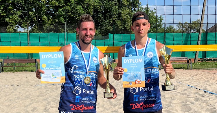 Siatkarskie Lato w Gostyninie. Kołodziejski i Lewicki zdobywają plażę Bratoszewo [ZDJĘCIA+WYNIKI]
