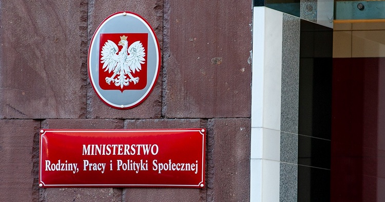 Państwo poważnie zabiera się za umowy „śmieciowe”. Eksperci widzą w tym duży problem dla biznesu