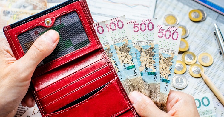 Czego boją się młodzi Polacy? Raport nie pozostawia złudzeń. Czynniki ekonomiczne ogrywają główną rolę
