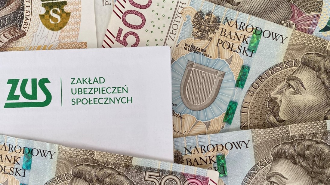 Coraz mniej obcokrajowców pobiera świadczenia wychowawcze w Polsce. Za to ogólna kwota urosła r/r o ponad 60 proc.