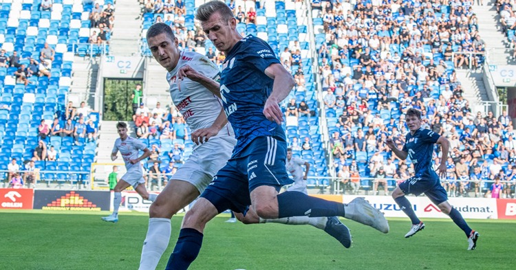 Grad sytuacji i bezbramkowy remis