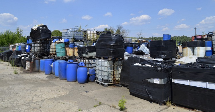 Trujące chemikalia przy ul. Ziejkowej. Zapadł prawomocny wyrok