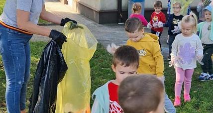 Sprzątanie świata 2024 W G...