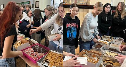 Słodka Pomoc Z 'ogólniaka'. U...