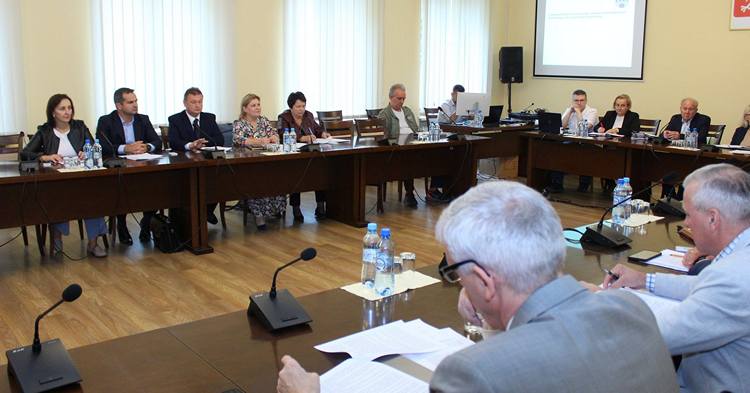 50 tysięcy zł dla powodzian - relacja z sesji Rady Powiatu [ZDJĘCIA]