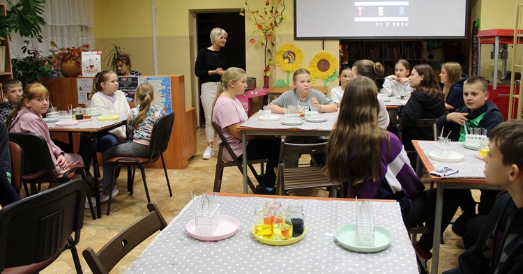 Noc Bibliotek i Noc Eksperymentów [ZDJĘCIA]