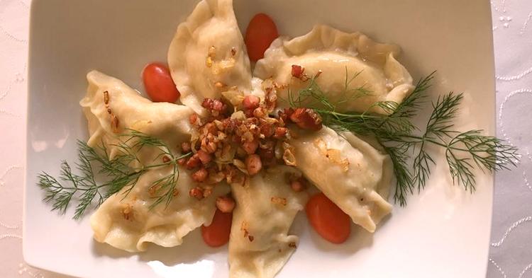 Tani obiad rodzinny w Zamku Gostynińskim. Królewskie smaki w przystępnej cenie!