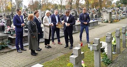 Władze Gostynina Uczciły P...