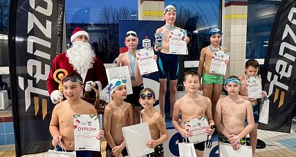 Viii Mikołajkowe Zawody Pływackie W...