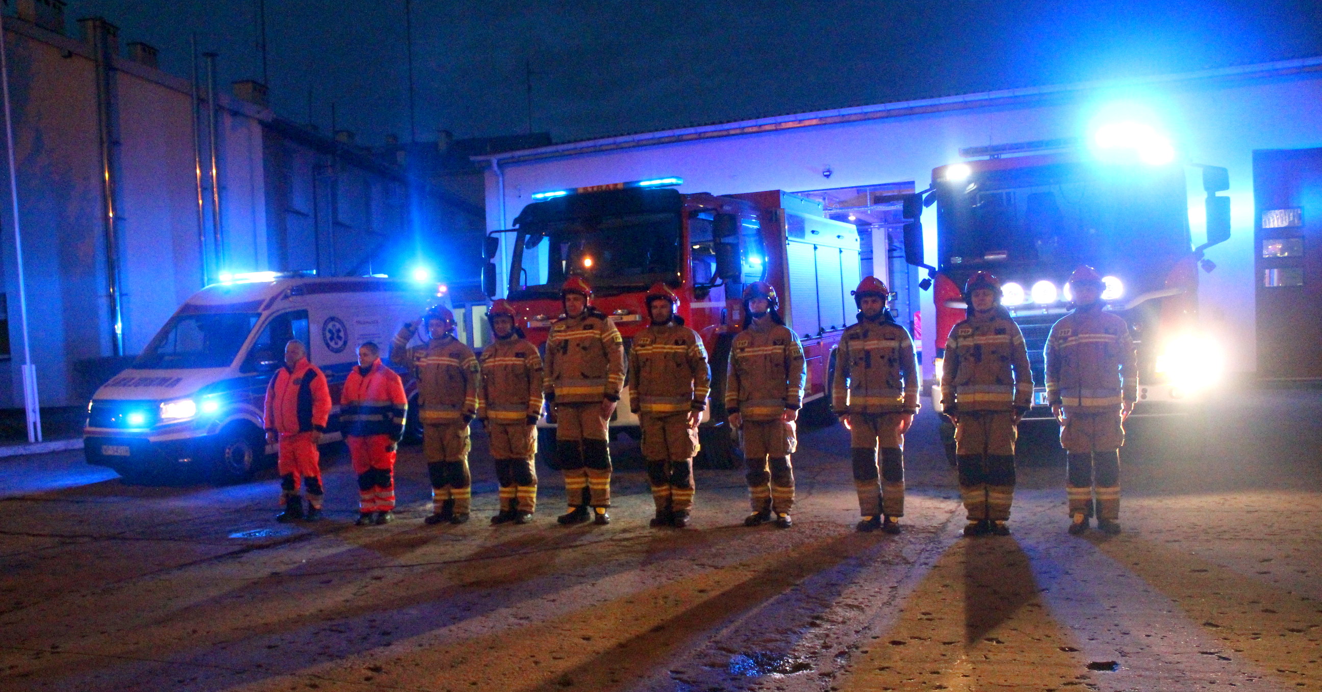Hołd dla bohatera. Gostynin solidarny z ratownikami po tragedii w Siedlcach