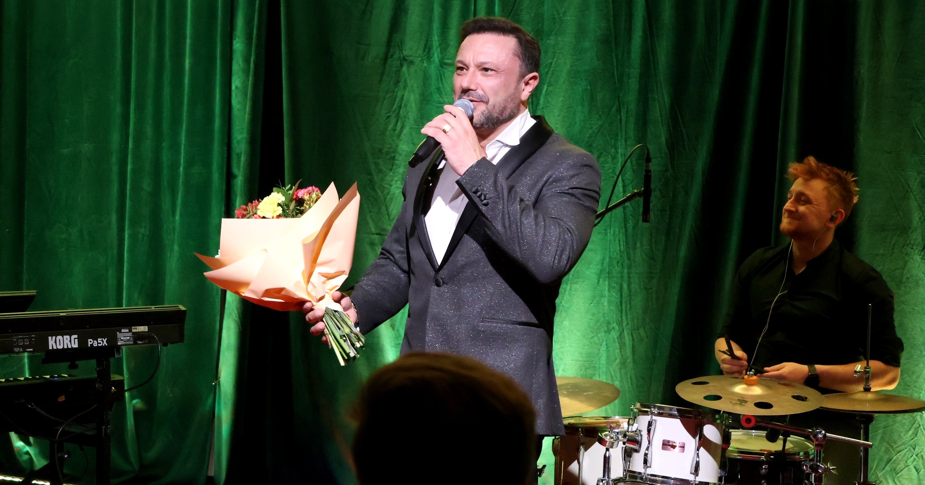 Mirosław Niewiadomski zachwycił publiczność w Zamku Gostynińskim [ZDJĘCIA]