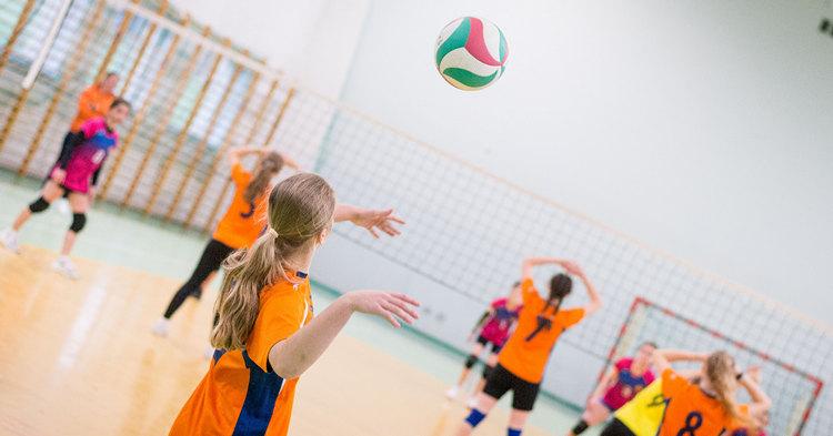 8 drużyn, jeden cel – Sportowy Dzień Kobiet w Gostyninie