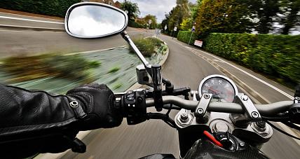 Motocykliści Wracają Na D...