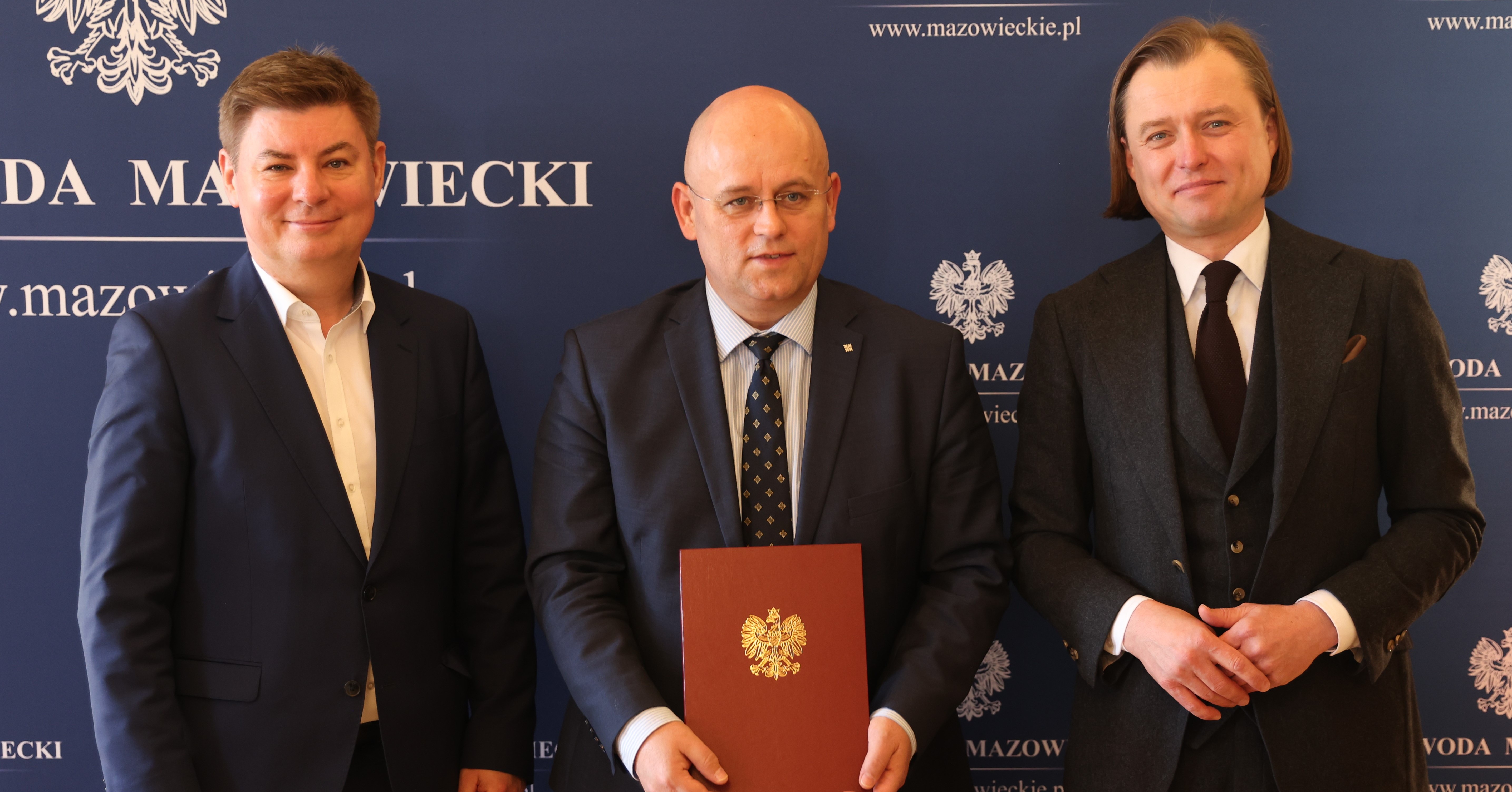 Drogi do remontu. Powiat Gostyniński i Gmina Sanniki z umowami na ponad 2,6 mln zł