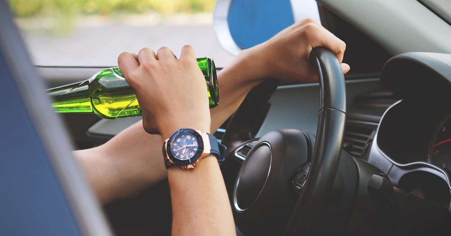 Jechali na służbę. Po pościgu zatrzymali nietrzeźwego kierowcę Audi