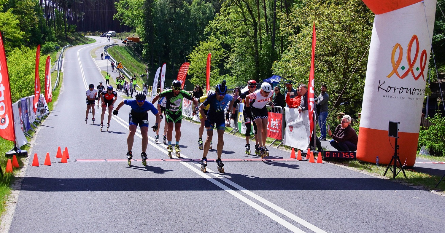 Rolkarze UKS Zwoleń-Team z 11 pucharami podczas 4 etapu Długodystansowego Pucharu Polski