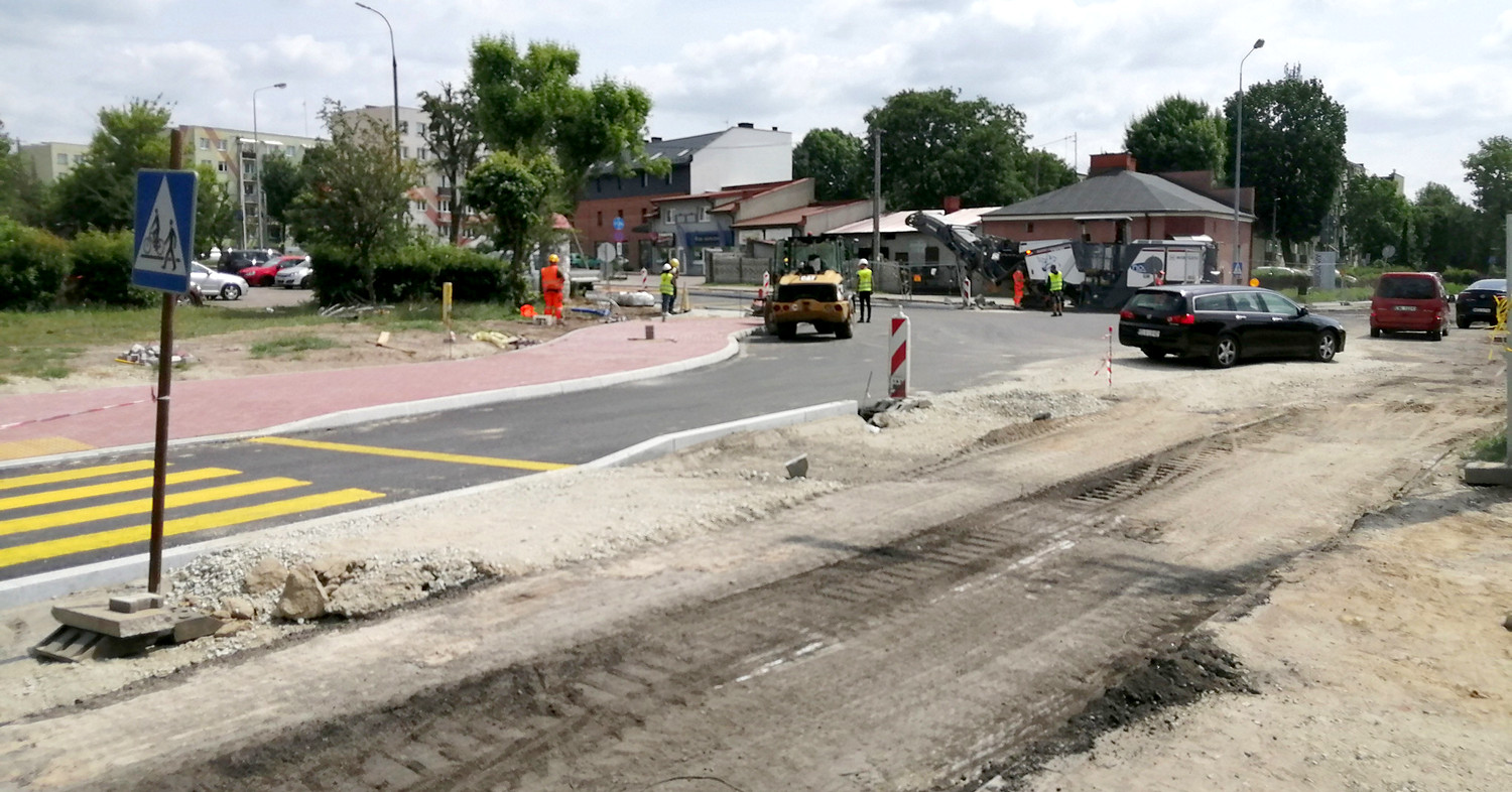 Budowa rond w Gostyninie wkracza w kolejną fazę. Uwaga na zmiany w ruchu [ZDJĘCIA]