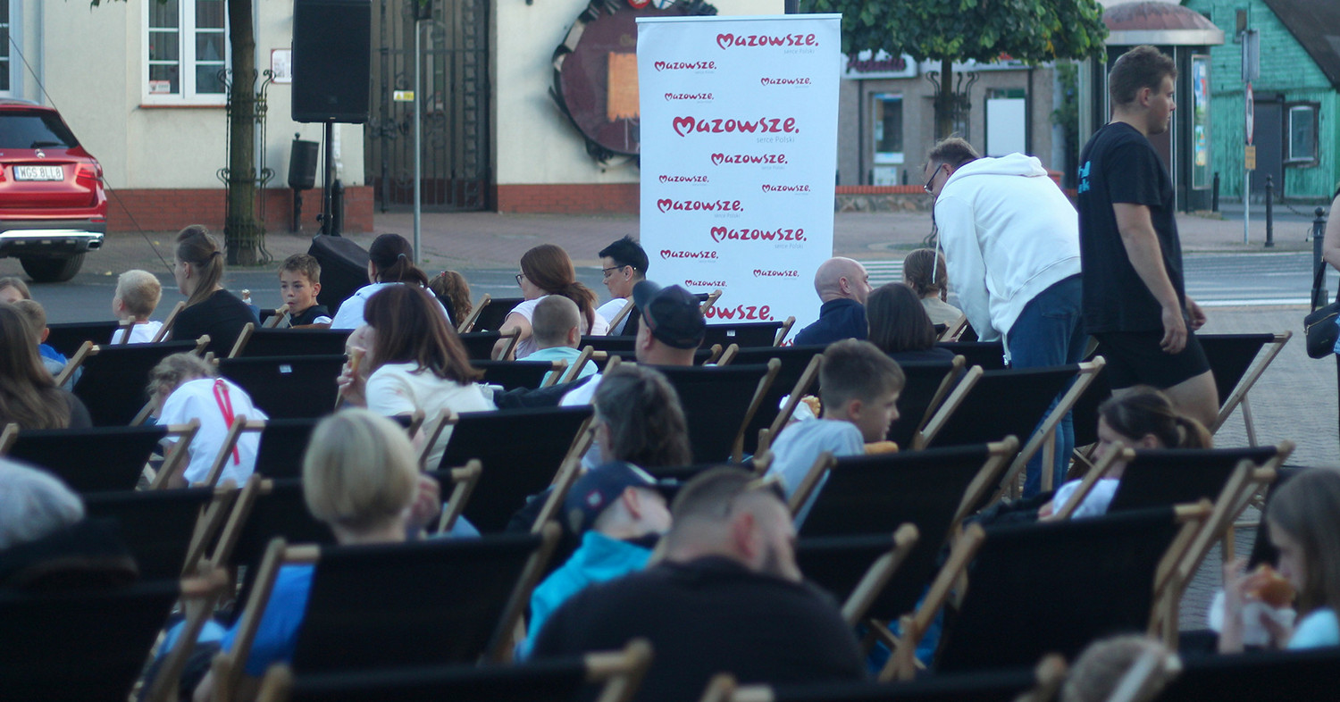 Pierwszy seans Gostynińskiego Kina Letniego 2025 [ZDJĘCIA]