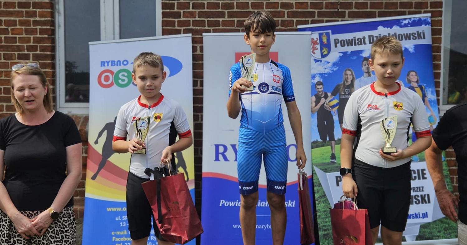 Rolkarze UKS Zwoleń-Team z 2 i 3 miejscem 10 etapu Długodystansowego Pucharu Polski w Rybnie [ZDJĘCIA]