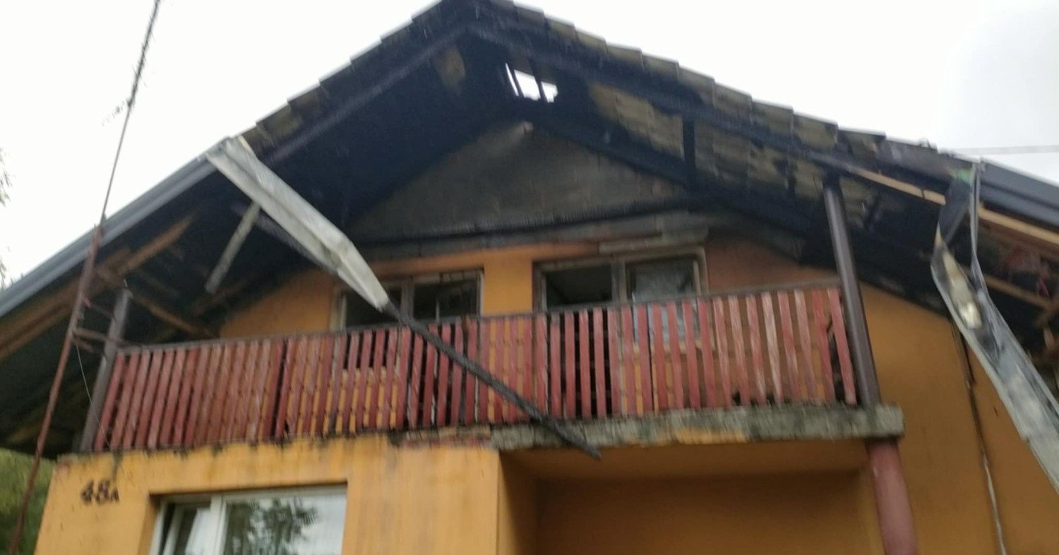 Pomóżmy mojej mamie odzyskać dom po pożarze [ZDJĘCIA]